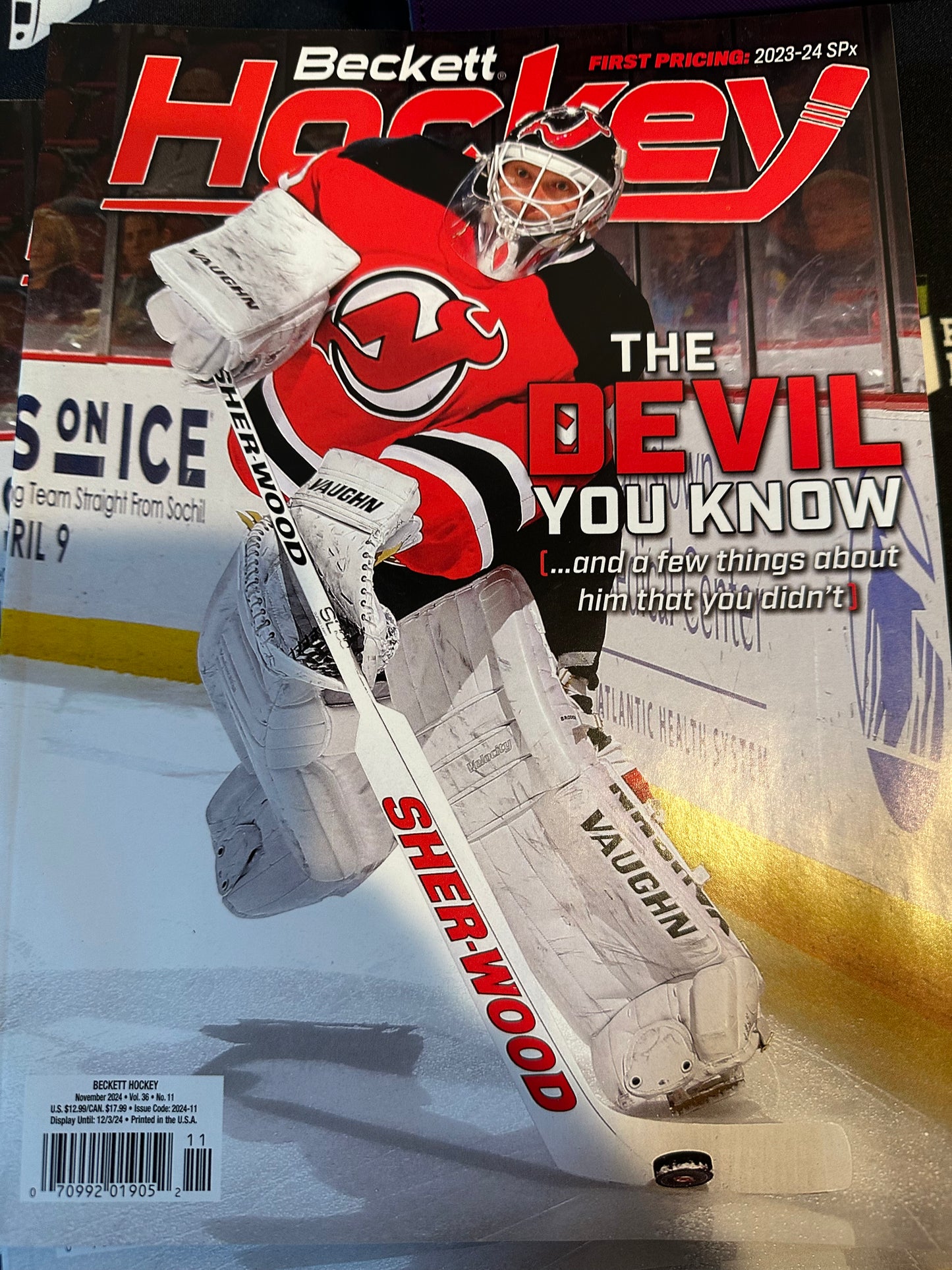 Beckett Hockey Magazine November 2024