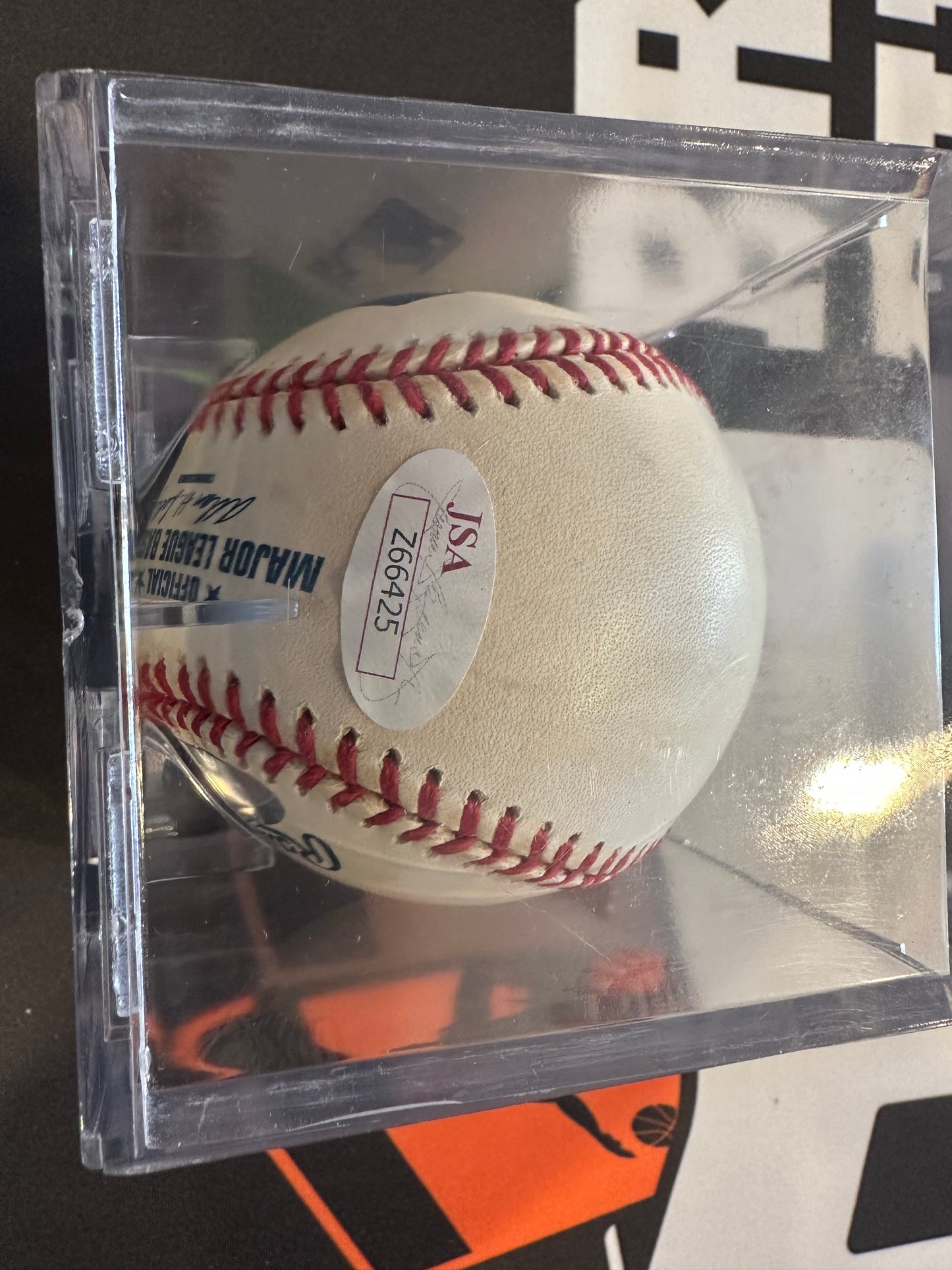 Derek Jeter New York Yankees Signed Baseball JSA Certified