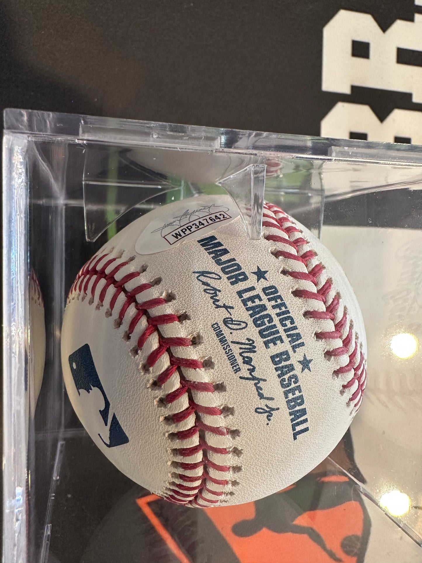 Don Mattingly New York Yankees Signed “Donnie Baseball” JSA Certified